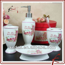 China Factory Cheap Ceramic Porcelain Bathroom Set Washroom Product